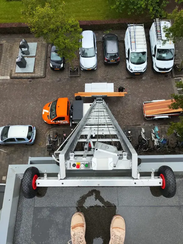 Verhuislift in centrum Almere Haven